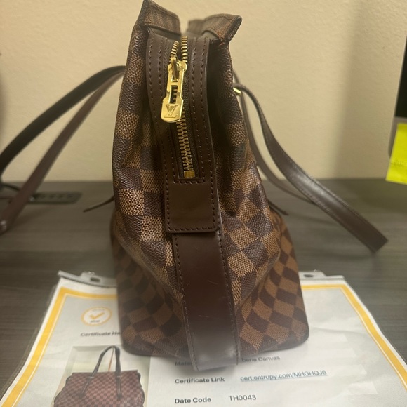 Authentic Louis Vuitton Damier Ebene Chelsea Canvas Handbag - Picture 6 of 12